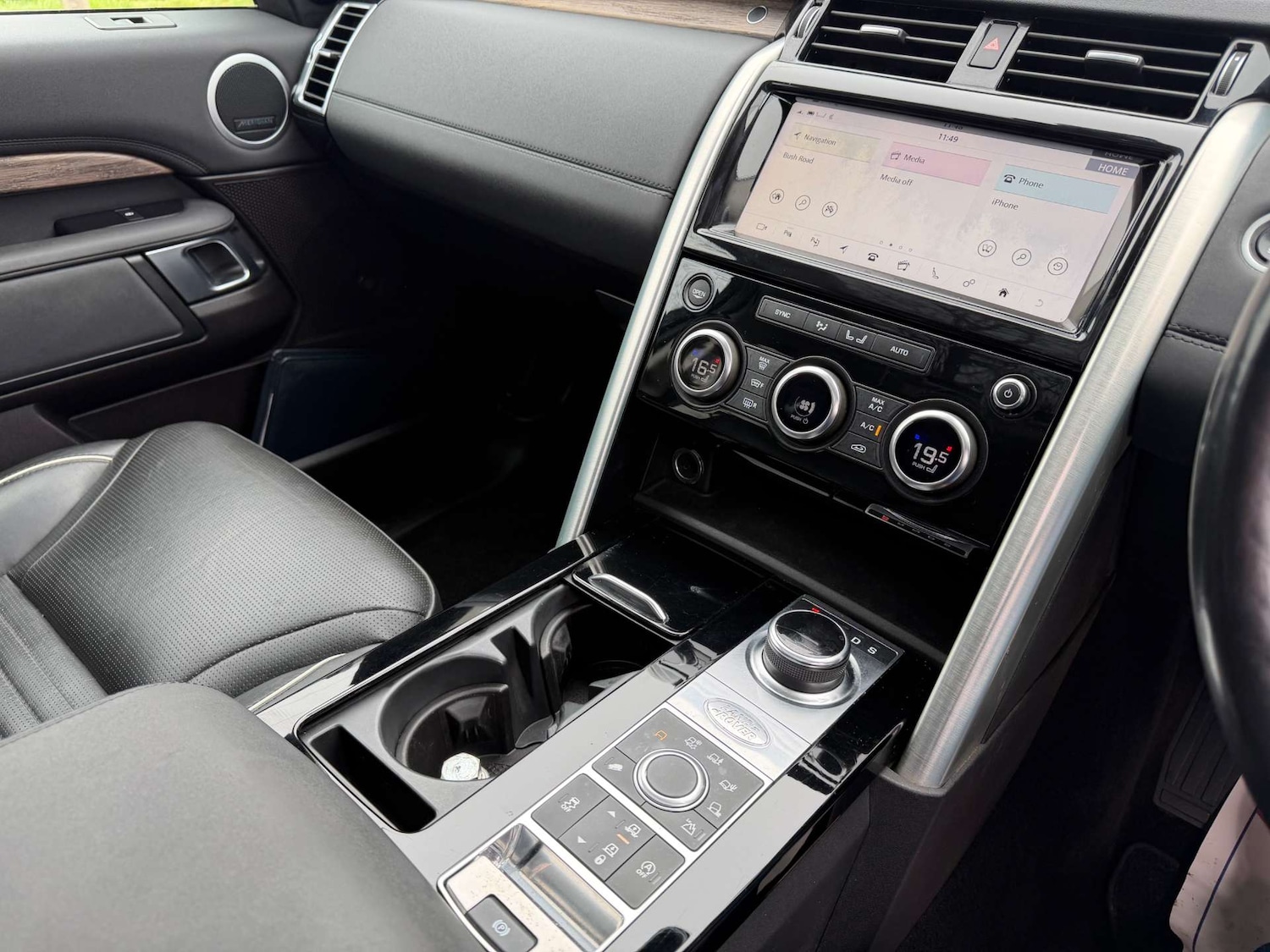 Used Land Rover Discovery 2019 for sale - 77798383: Photo 23