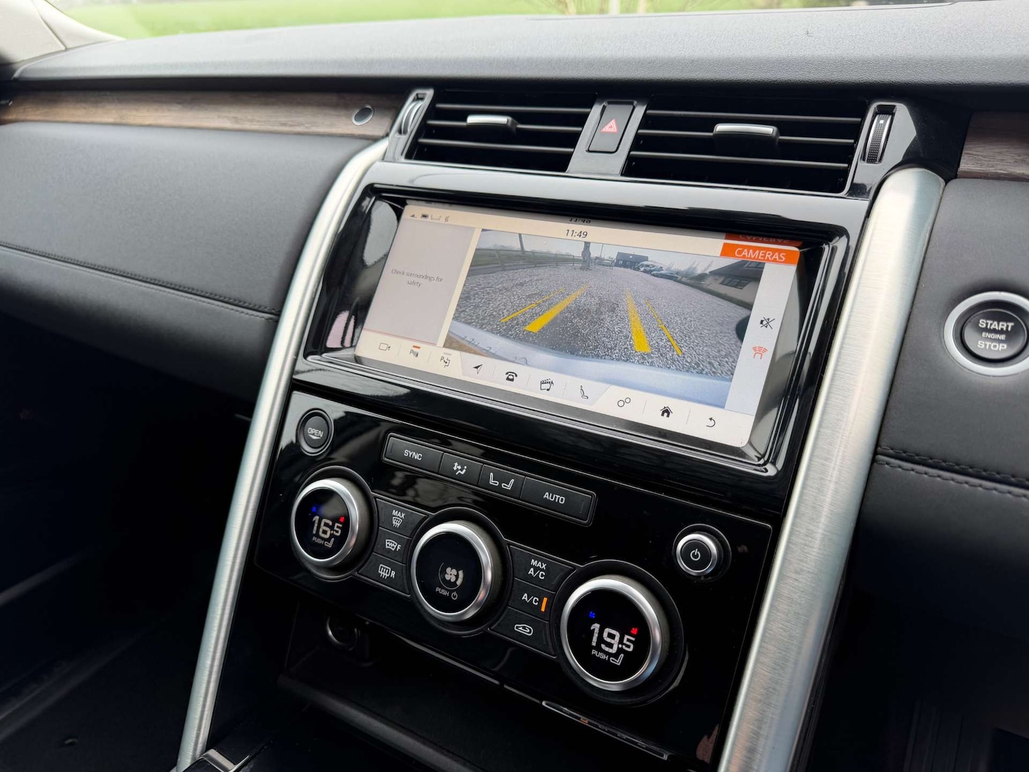 Used Land Rover Discovery 2019 for sale - 77798383: Photo 24