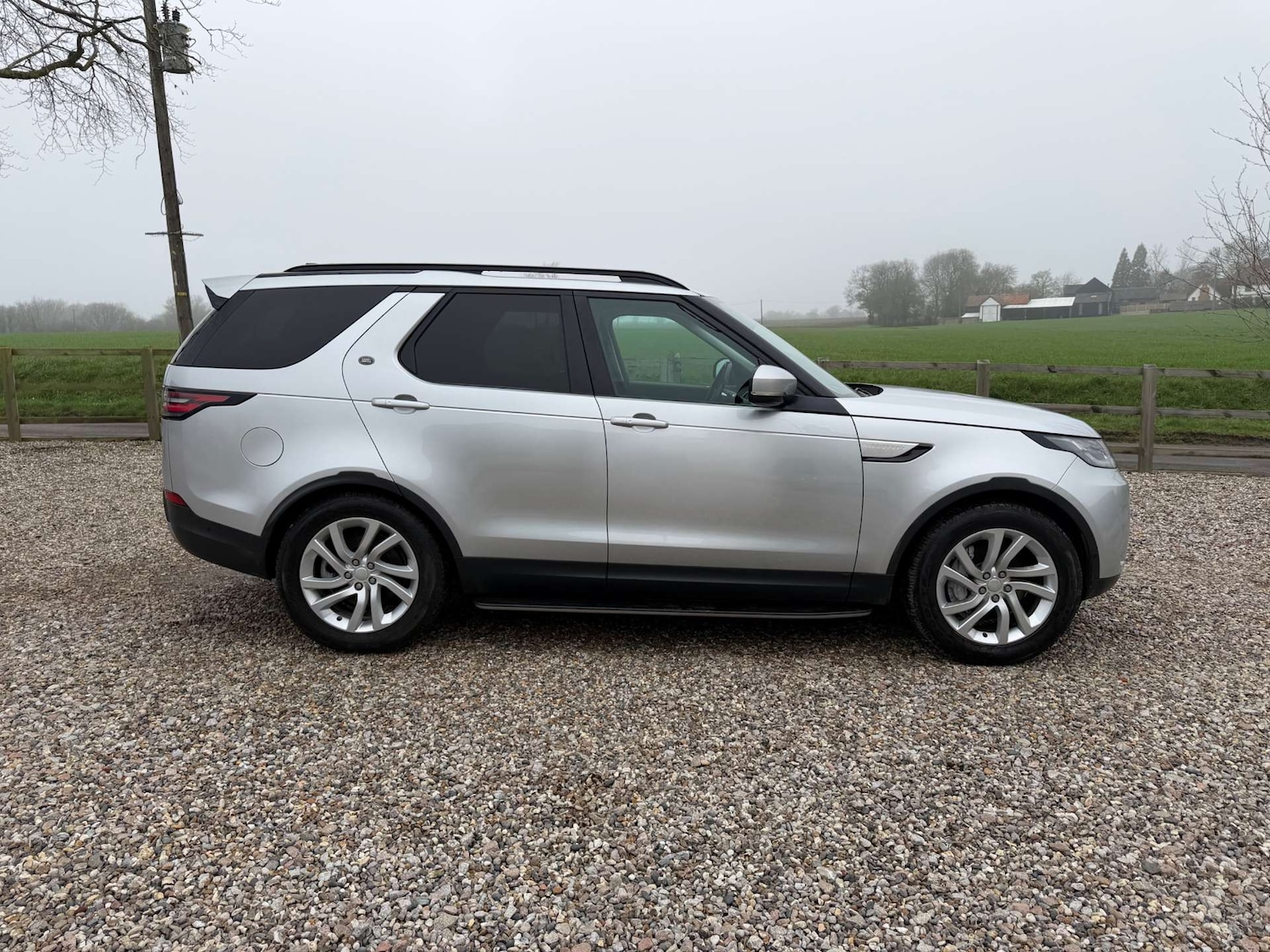 Used Land Rover Discovery 2019 for sale - 77798383: Photo 6
