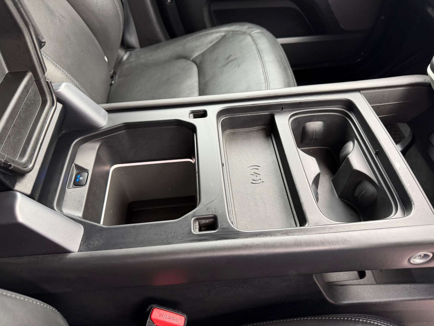 Used Land Rover Defender 2022 for sale - 78068273: Photo 26