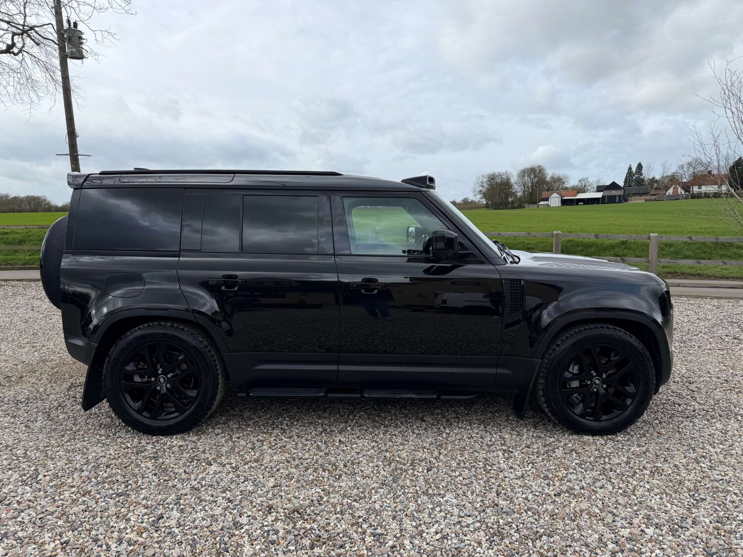 Used Land Rover Defender 2022 for sale - 78068273: Photo 6