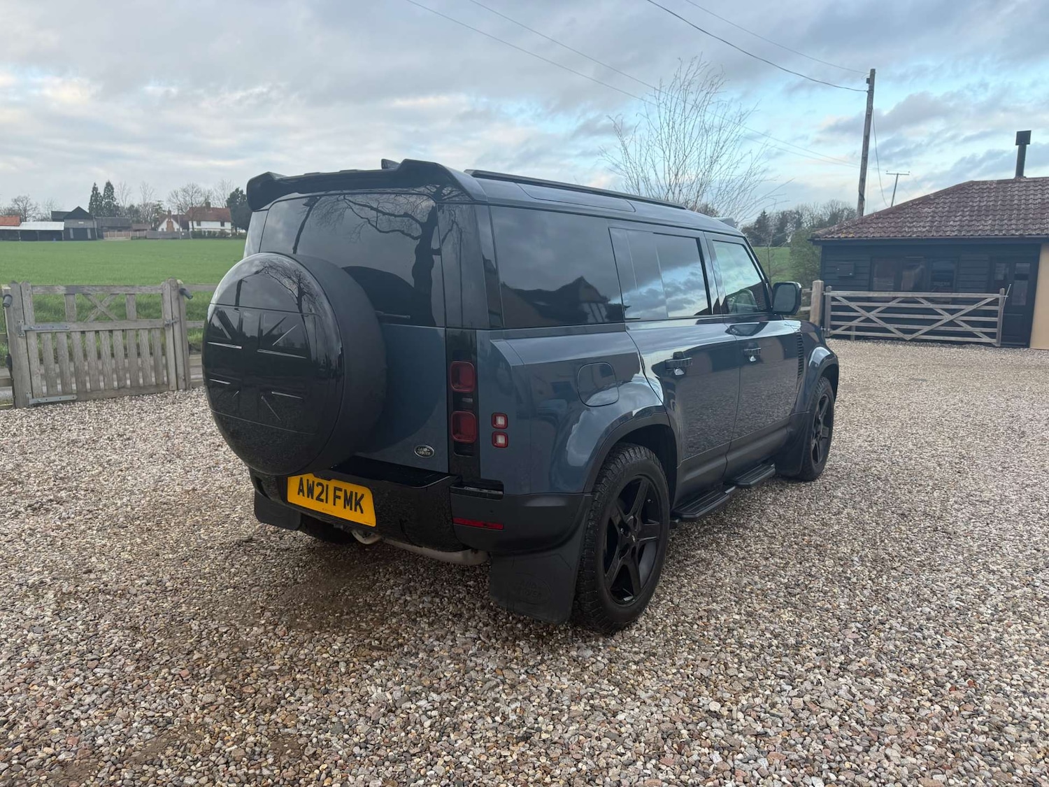 Used Land Rover Defender 2021 for sale - 77805536: Photo 4