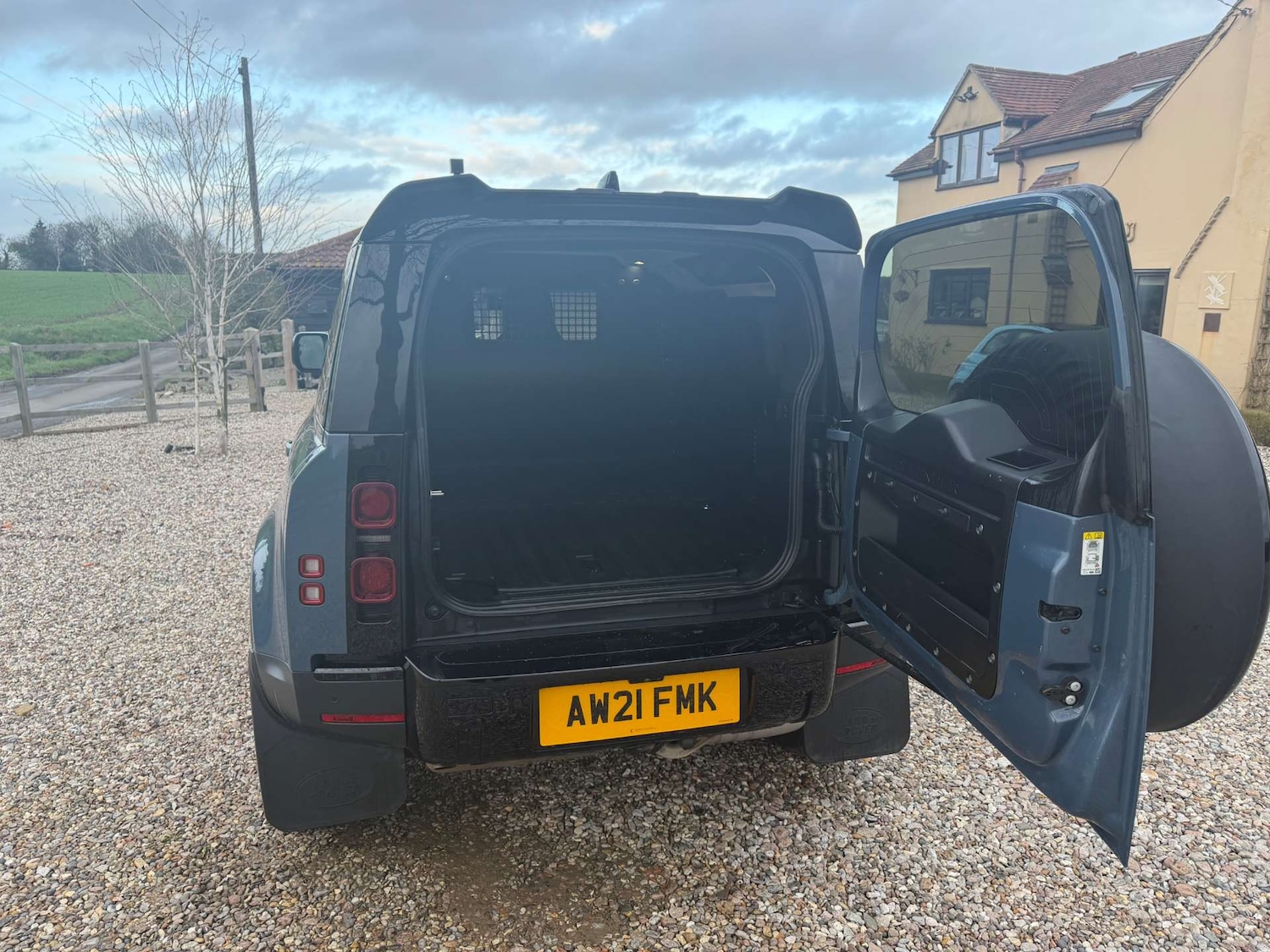 Used Land Rover Defender 2021 for sale - 77805536: Photo 9