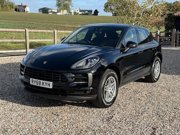 Used Porsche Macan 2019 for sale - 76170878: Photo 2