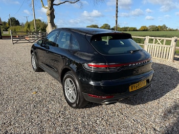 Used Porsche Macan 2019 for sale - 76170878: Photo 3