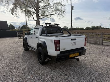 Used Isuzu D-Max 2019 for sale - 79832501: Photo