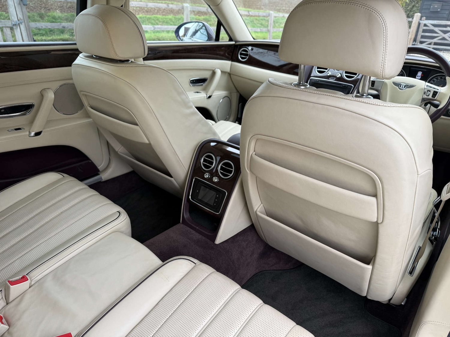 Used Bentley Flying Spur 2015 for sale - 76249432: Photo 17