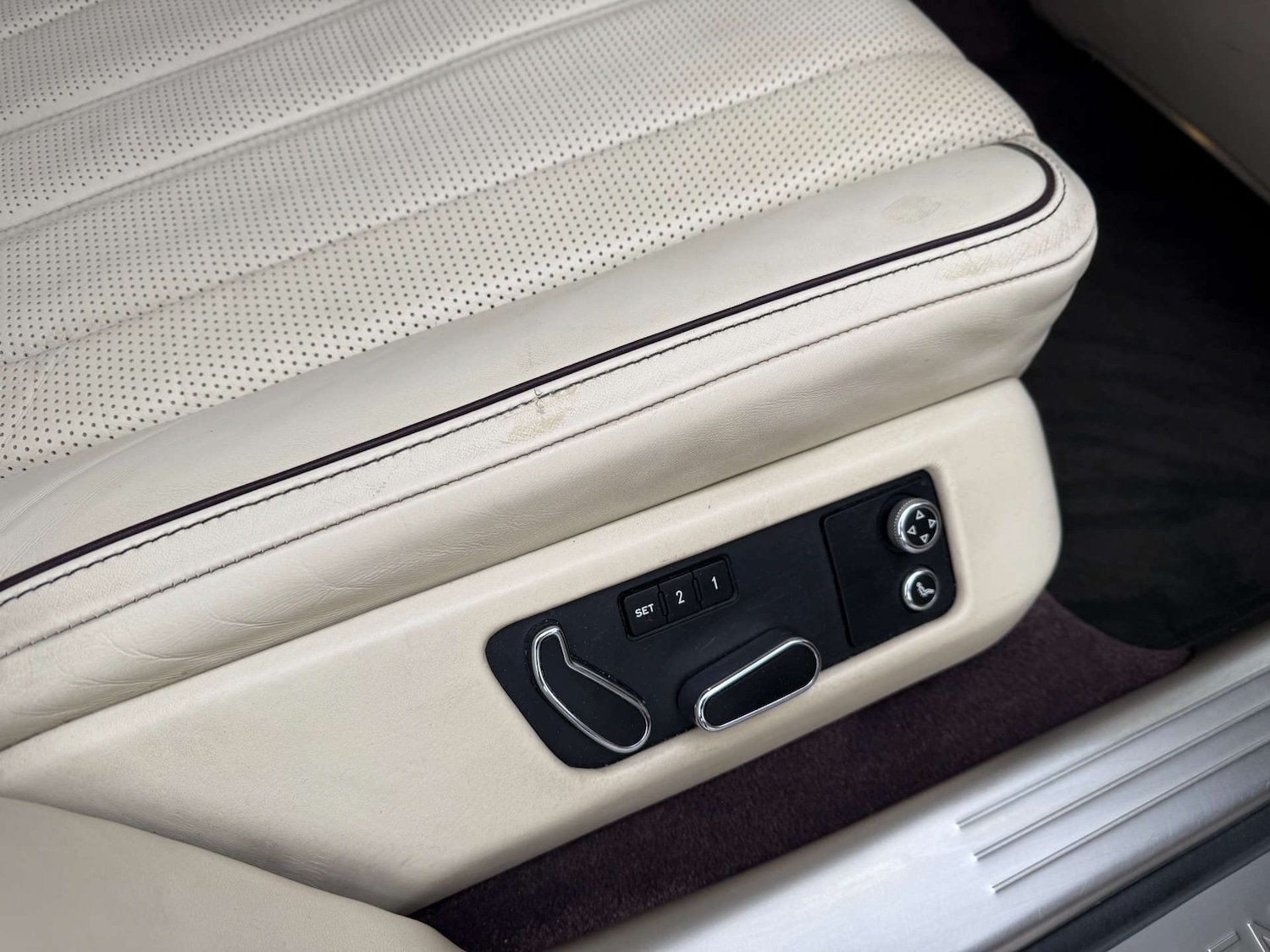 Used Bentley Flying Spur 2015 for sale - 76249432: Photo 19