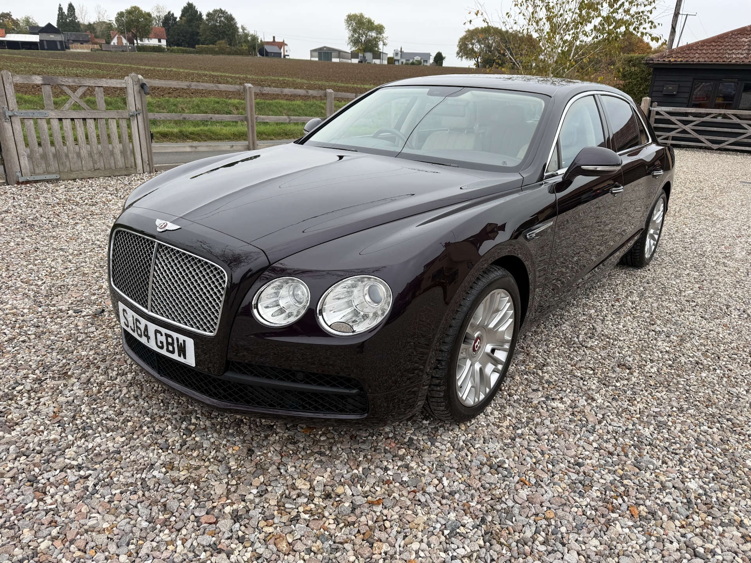 Used Bentley Flying Spur 2015 for sale - 76249432: Photo 2