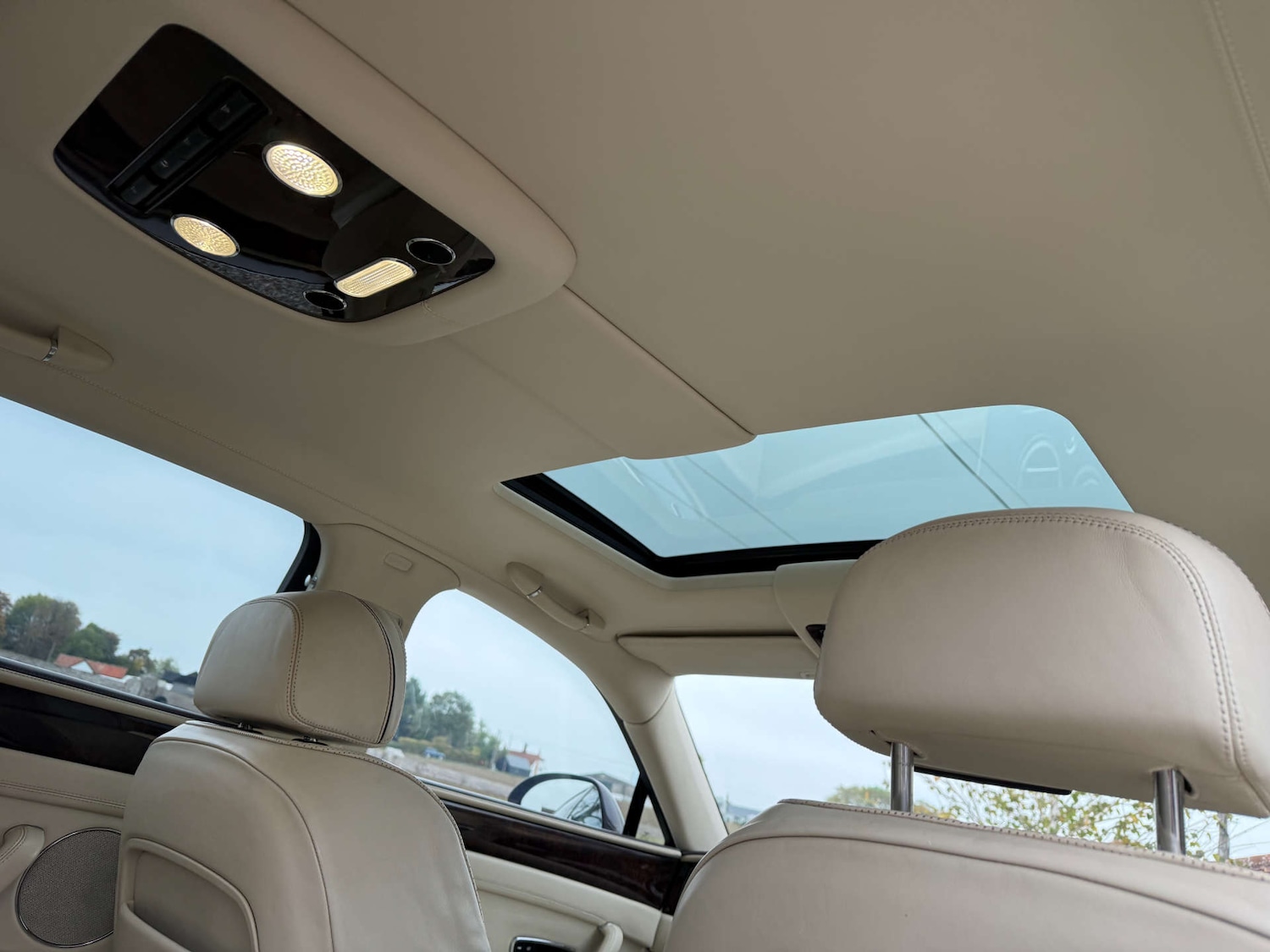 Used Bentley Flying Spur 2015 for sale - 76249432: Photo 21