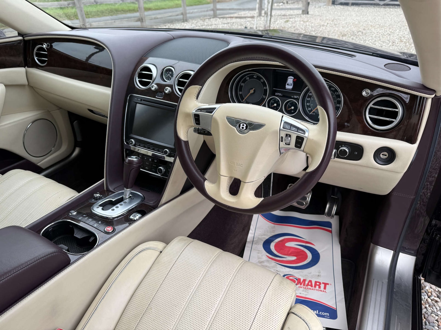 Used Bentley Flying Spur 2015 for sale - 76249432: Photo 23