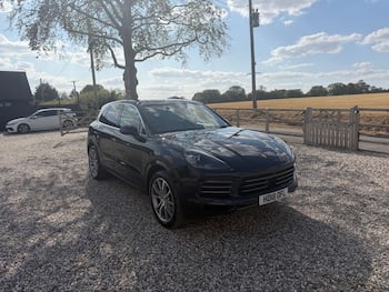 Used Porsche Cayenne 2018 for sale - 79612796: Photo