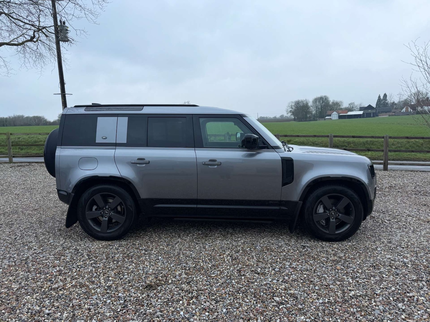 Used Land Rover Defender 2020 for sale - 77408954: Photo 6