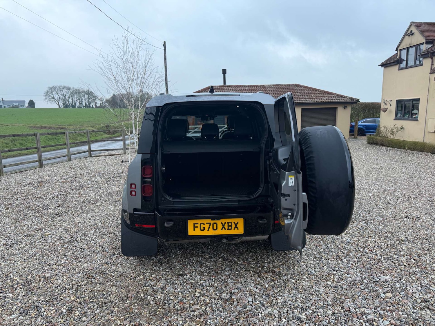 Used Land Rover Defender 2020 for sale - 77408954: Photo 9