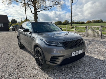 Land Rover - Range Rover Velar