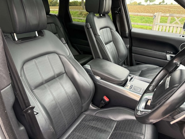 Used Land Rover Range Rover Sport 2018 for sale - 76235439: Photo 22