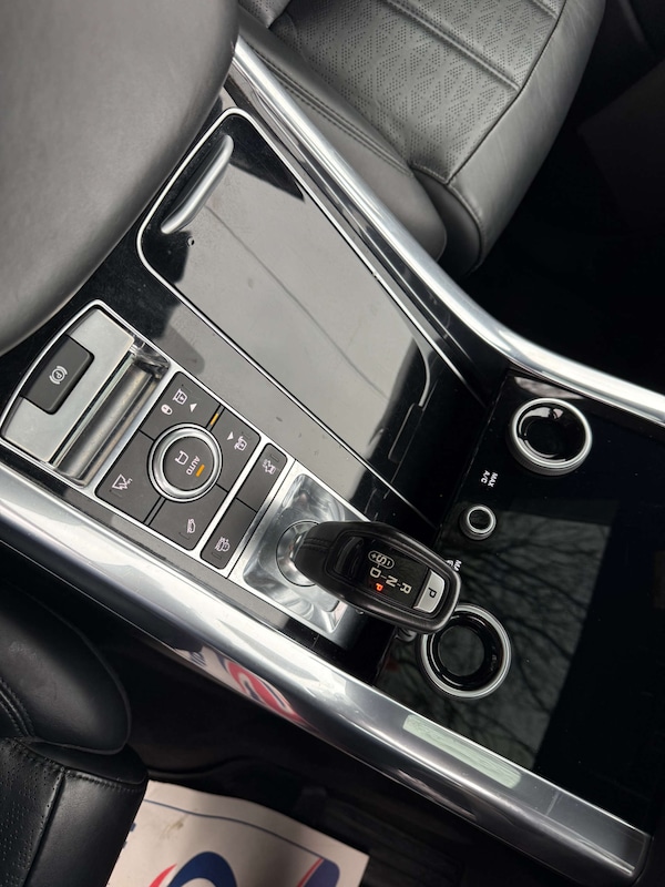 Used Land Rover Range Rover Sport 2018 for sale - 76235439: Photo 26