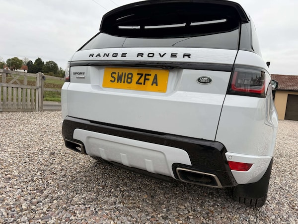 Used Land Rover Range Rover Sport 2018 for sale - 76235439: Photo 9