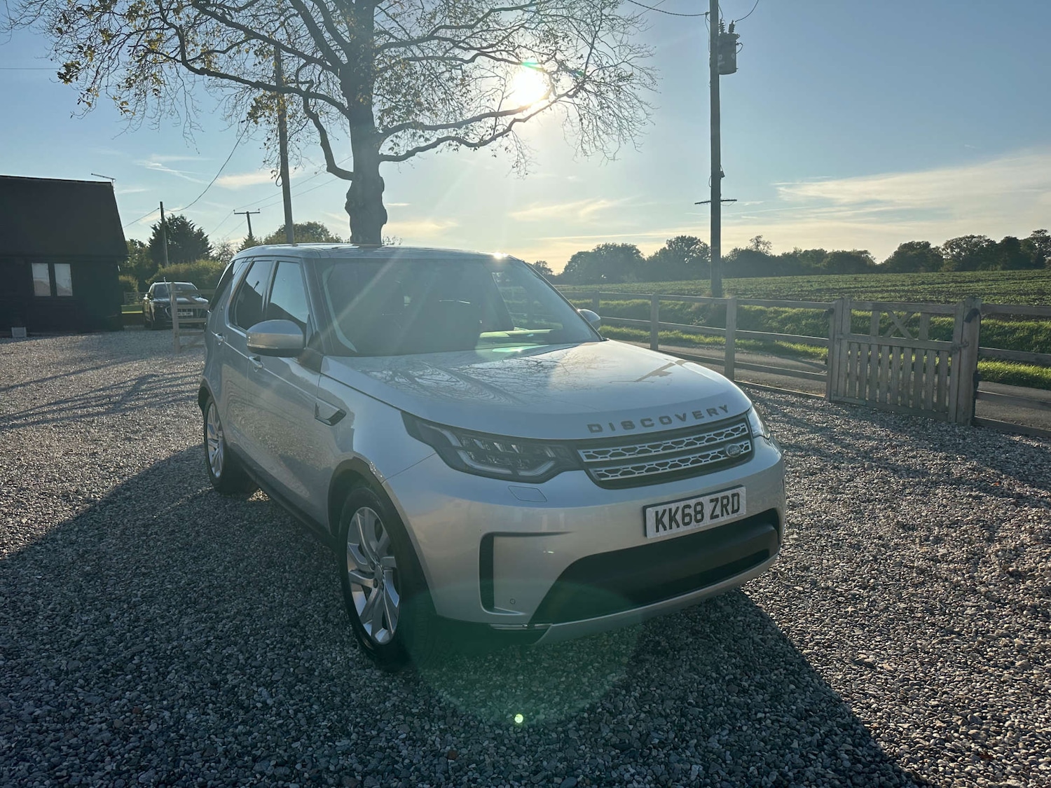 Used Land Rover Discovery 2019 for sale - 76011880: Photo 1