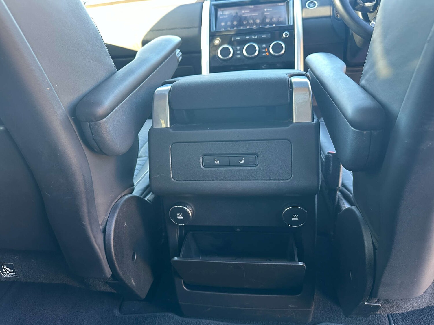 Used Land Rover Discovery 2019 for sale - 76011880: Photo 19