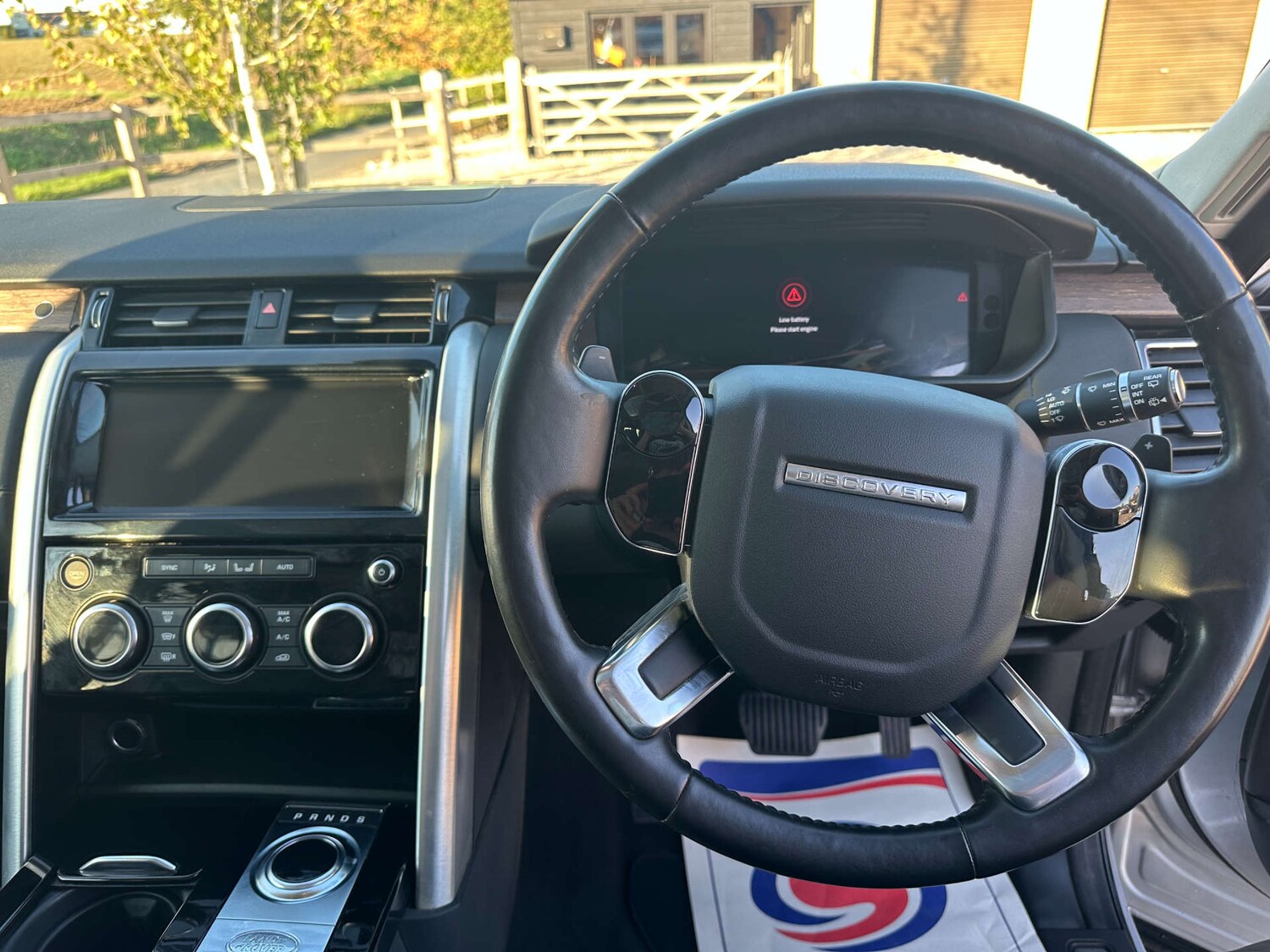 Used Land Rover Discovery 2019 for sale - 76011880: Photo 23