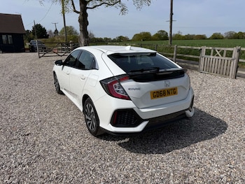 Used Honda Civic 2019 for sale - 78387461: Photo