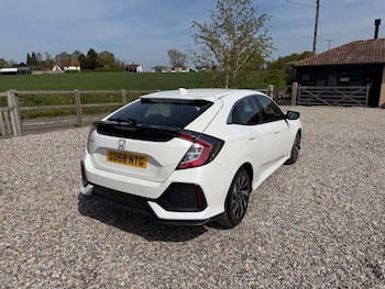 Used Honda Civic 2019 for sale - 78387461: Photo