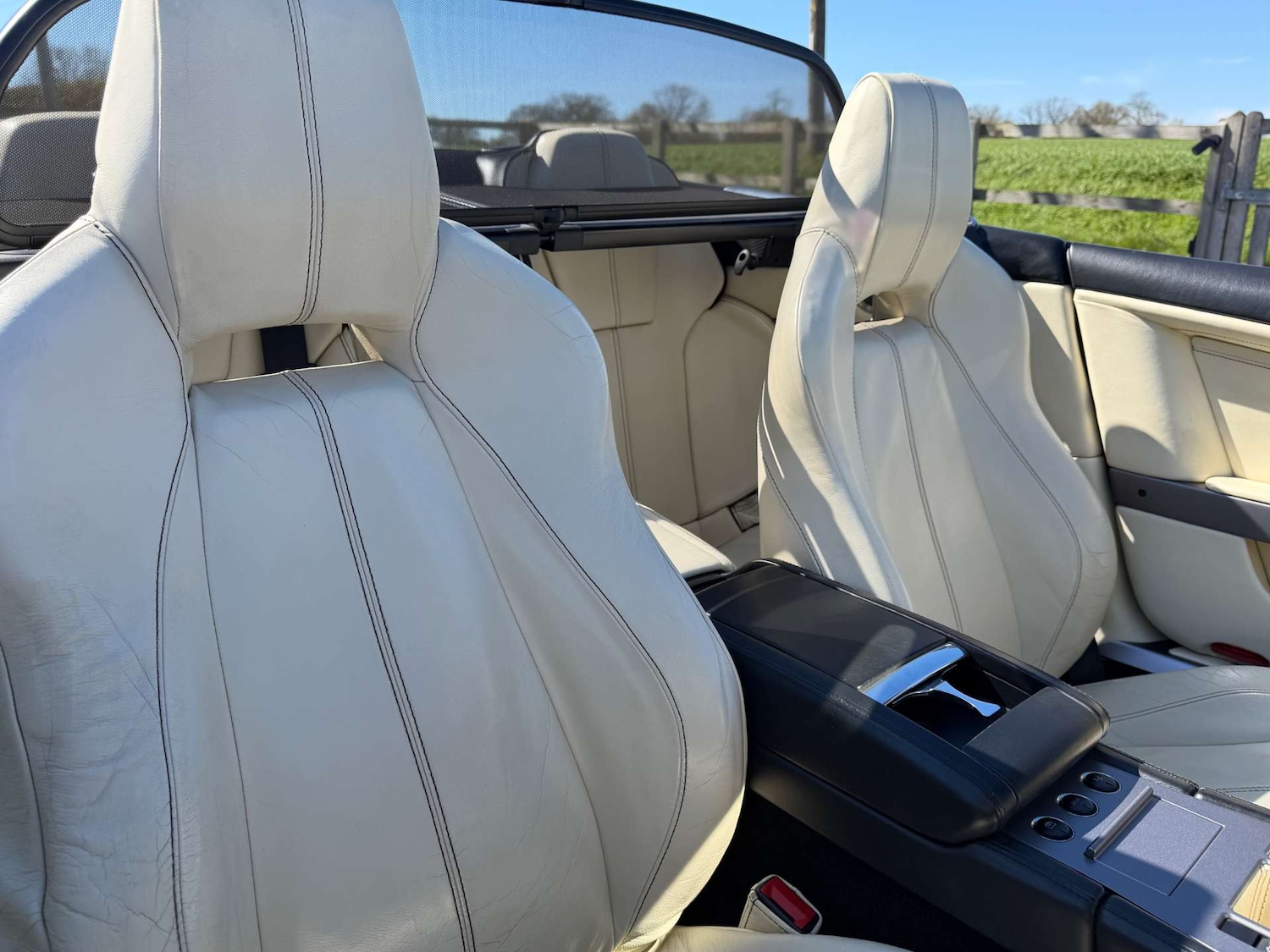 Used Aston Martin DB9 2008 for sale - 78154410: Photo 19