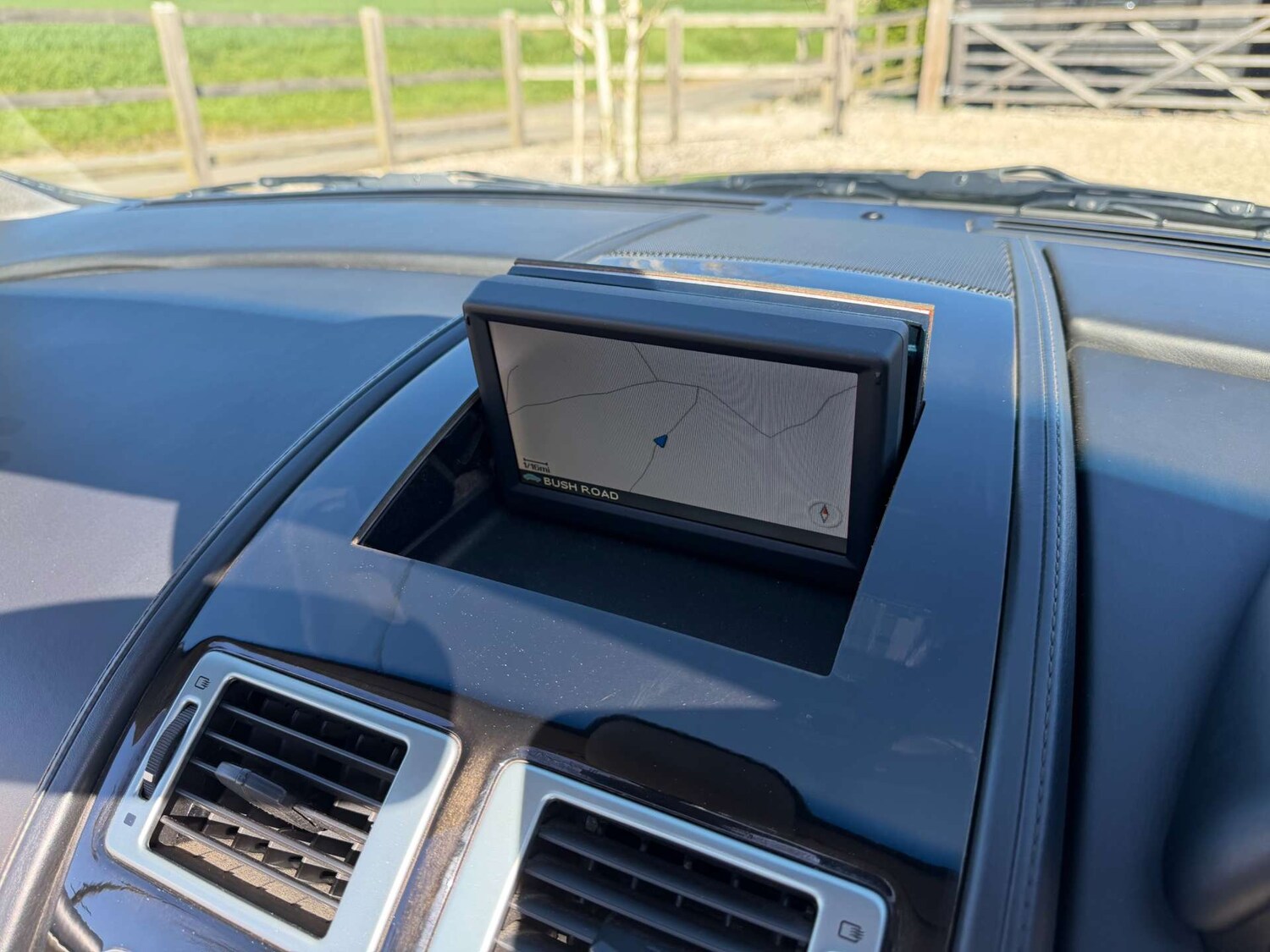 Used Aston Martin DB9 2008 for sale - 78154410: Photo 23