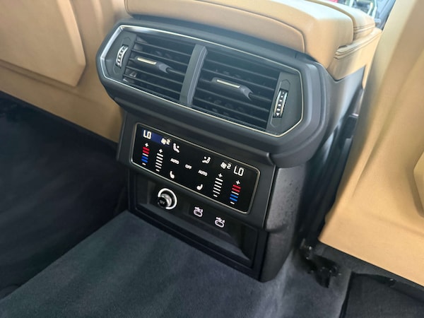 Used Lamborghini Urus 2022 for sale - 76277947: Photo 26