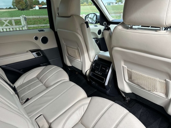 Used Land Rover Range Rover Sport 2017 for sale - 76209985: Photo 16