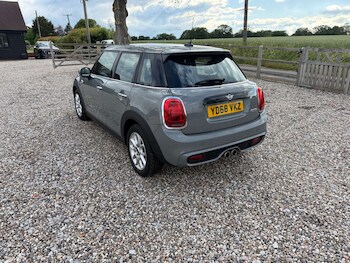 Used MINI Hatch 2018 for sale - 78841415: Photo