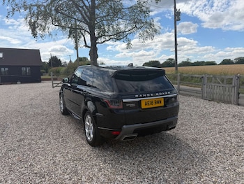 Used Land Rover Range Rover Sport 2018 for sale - 79114504: Photo