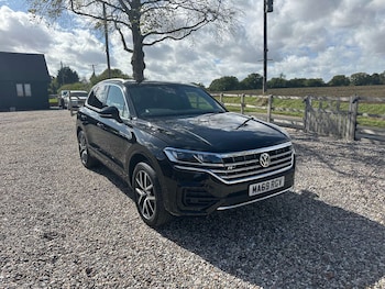 2019 - 3.0 Touareg V6 R-Line TDI Auto 4WD 5dr