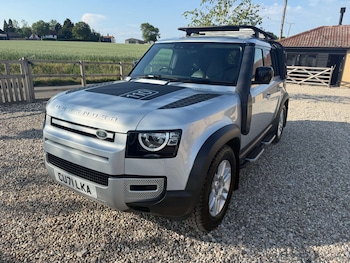 Used Land Rover Defender 2022 for sale - 78758465: Photo