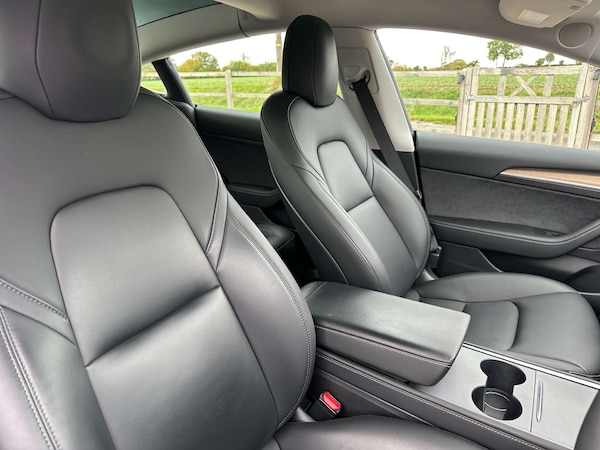 Used Tesla Model 3 2022 for sale - 76216609: Photo 17