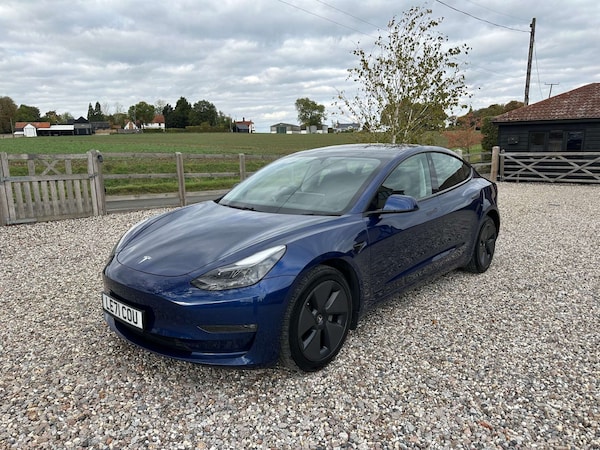 Used Tesla Model 3 2022 for sale - 76216609: Photo 2