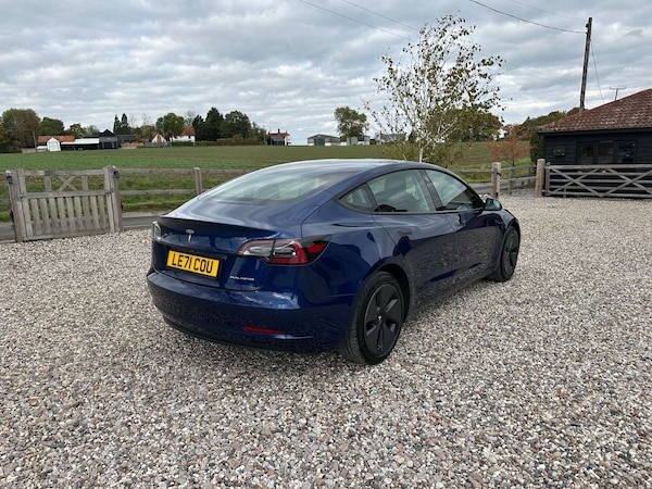 Used Tesla Model 3 2022 for sale - 76216609: Photo 4