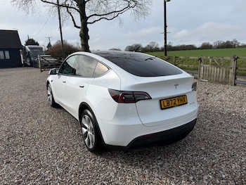 Used Tesla Model Y 2022 for sale - 77483006: Photo