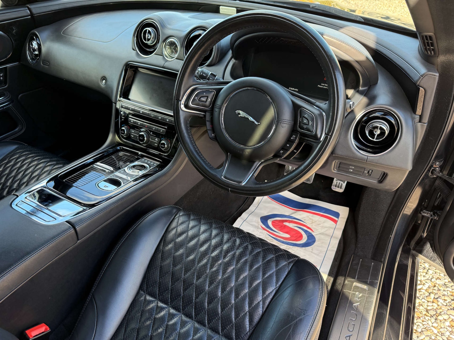 Used Jaguar XJ 2020 for sale - 76437890: Photo 24