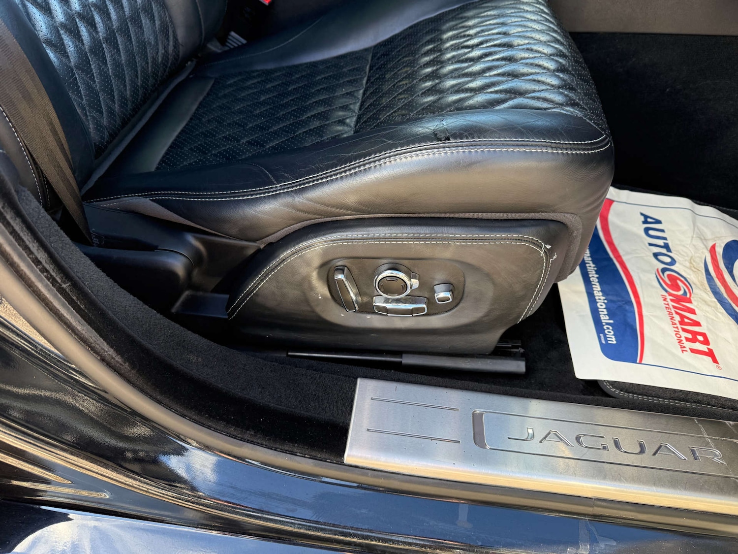 Used Jaguar XJ 2020 for sale - 76437890: Photo 25