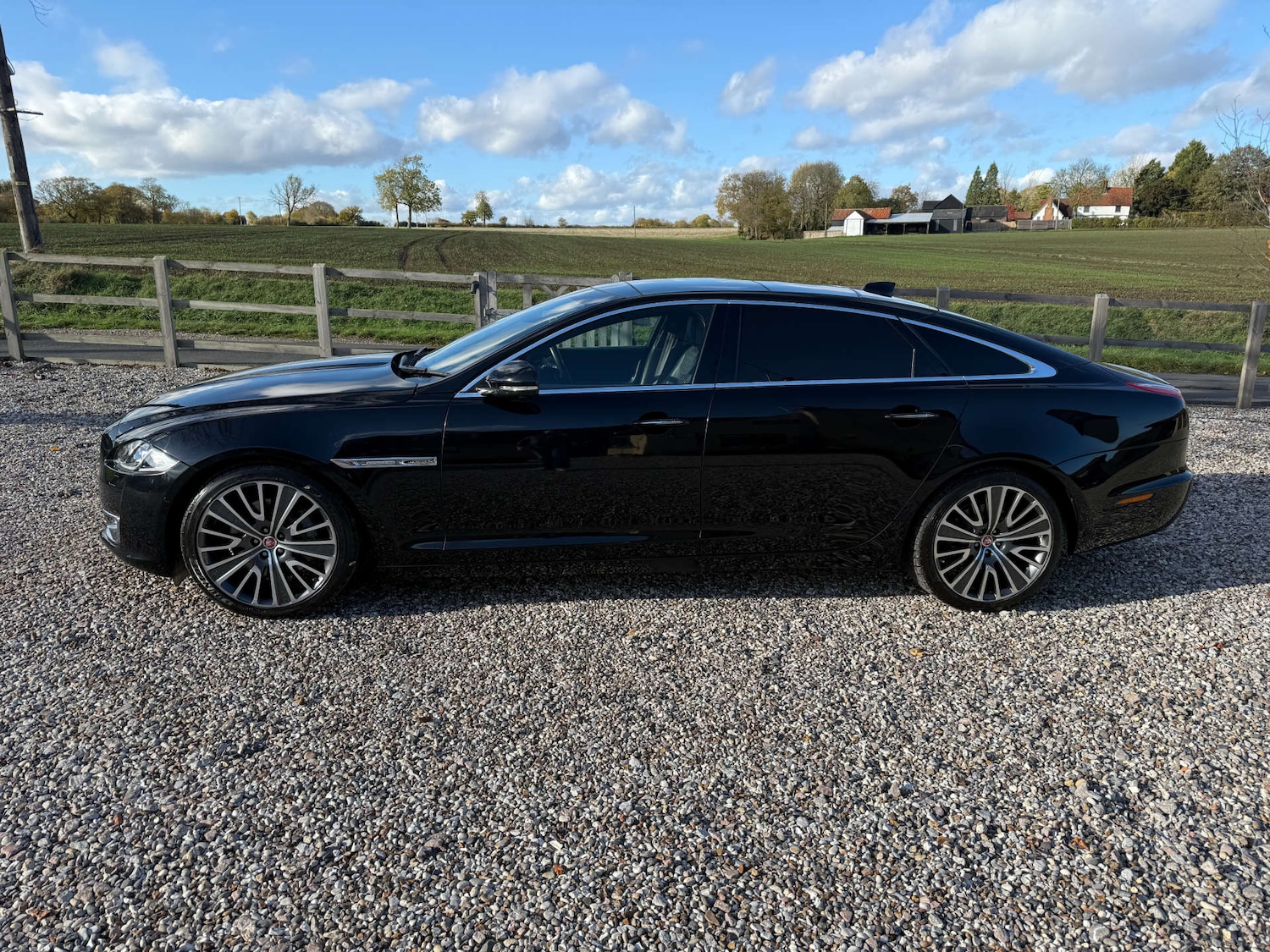 Used Jaguar XJ 2020 for sale - 76437890: Photo 5