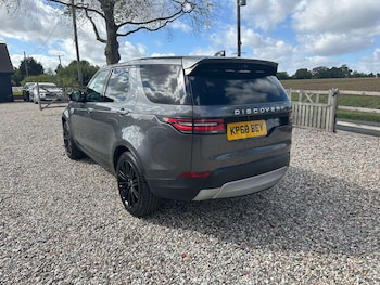 Used Land Rover Discovery 2018 for sale - 75959308: Photo