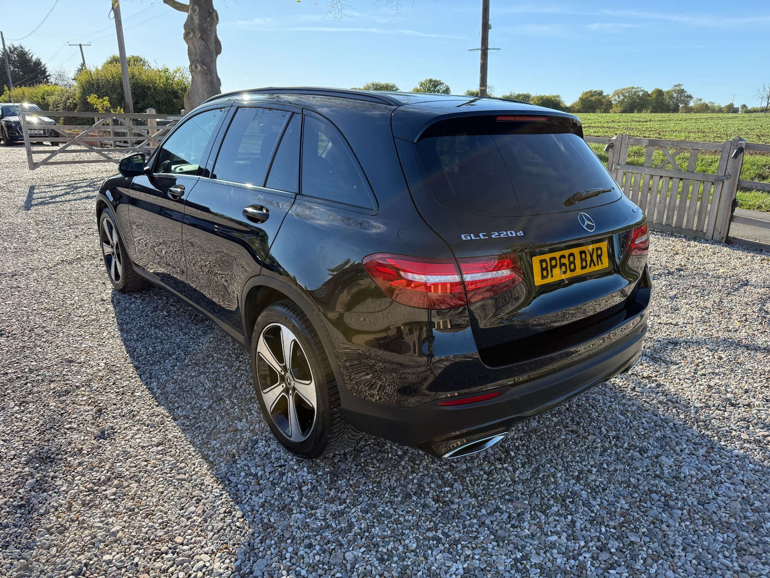Used Mercedes-Benz GLC 2018 for sale - 76070569: Photo 3
