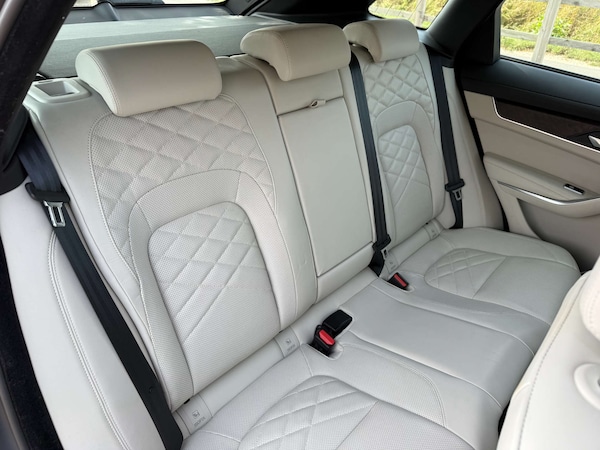 Used Jaguar F-Pace 2021 for sale - 76274229: Photo 13