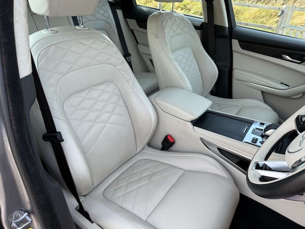 Used Jaguar F-Pace 2021 for sale - 76274229: Photo 15