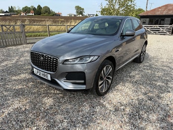 Used Jaguar F-Pace 2021 for sale - 76274229: Photo 2