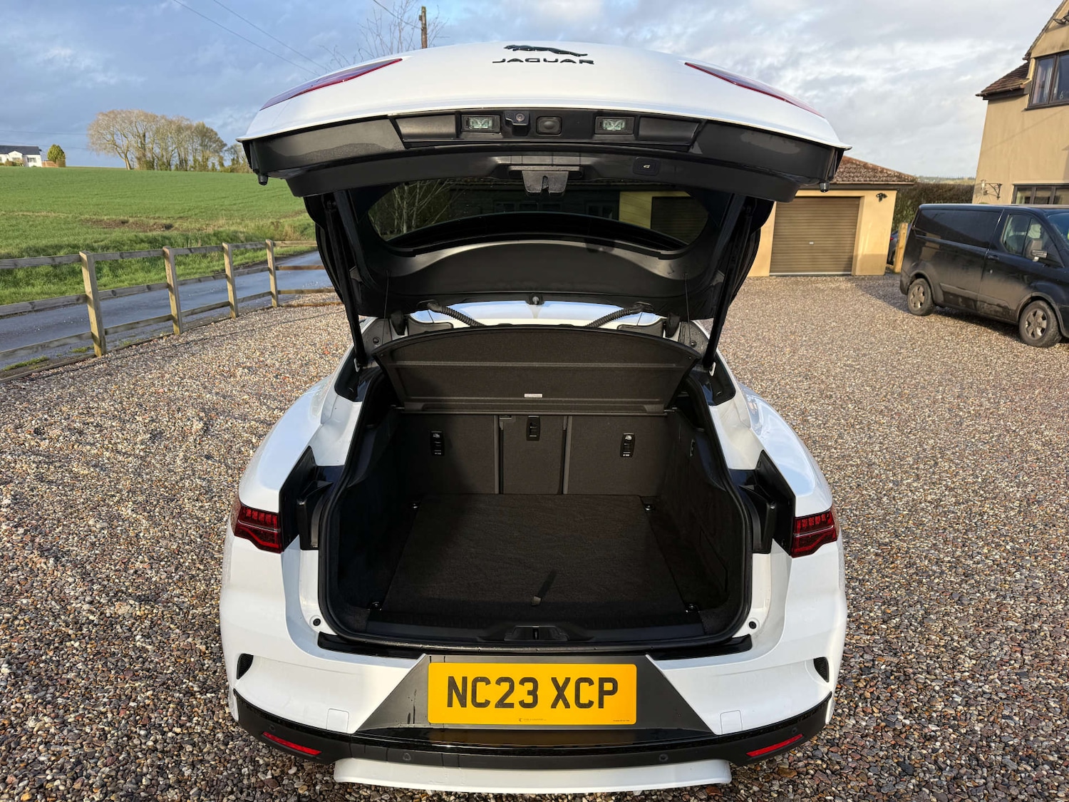 Used Jaguar I-Pace 2023 for sale - 77621856: Photo 14