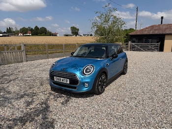 Used MINI Hatch 2019 for sale - 79254568: Photo