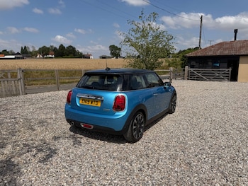 Used MINI Hatch 2019 for sale - 79254568: Photo